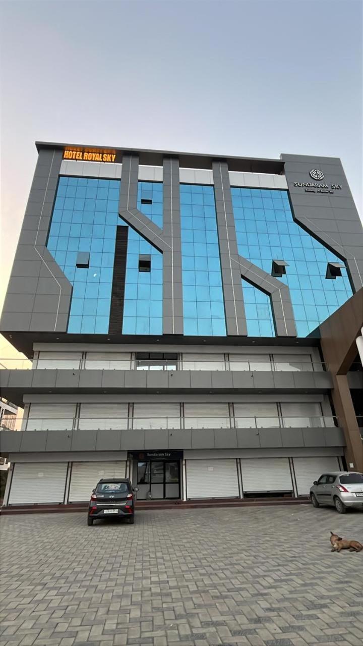 Hotel Royal Sky Morbi Exterior photo